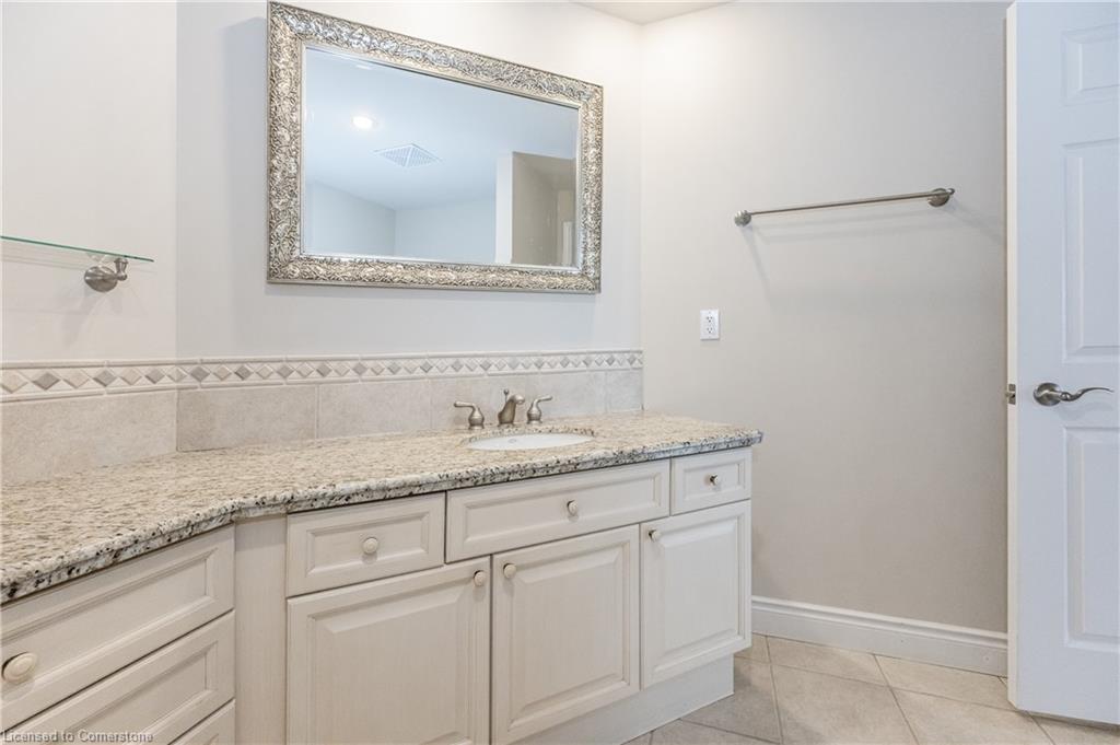 1003-1477 Lakeshore Road Property Photo 26