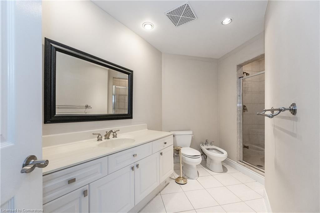 1003-1477 Lakeshore Road Property Photo 32