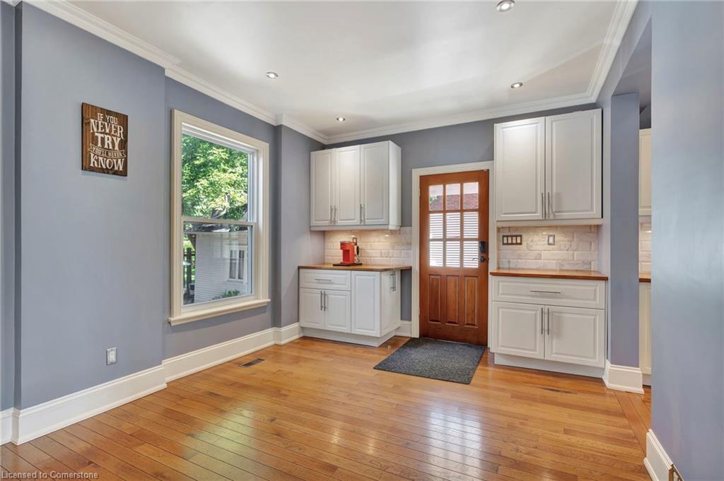 167 William Street Property Photo 14