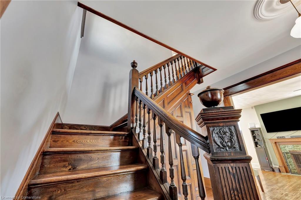 167 William Street Property Photo 24