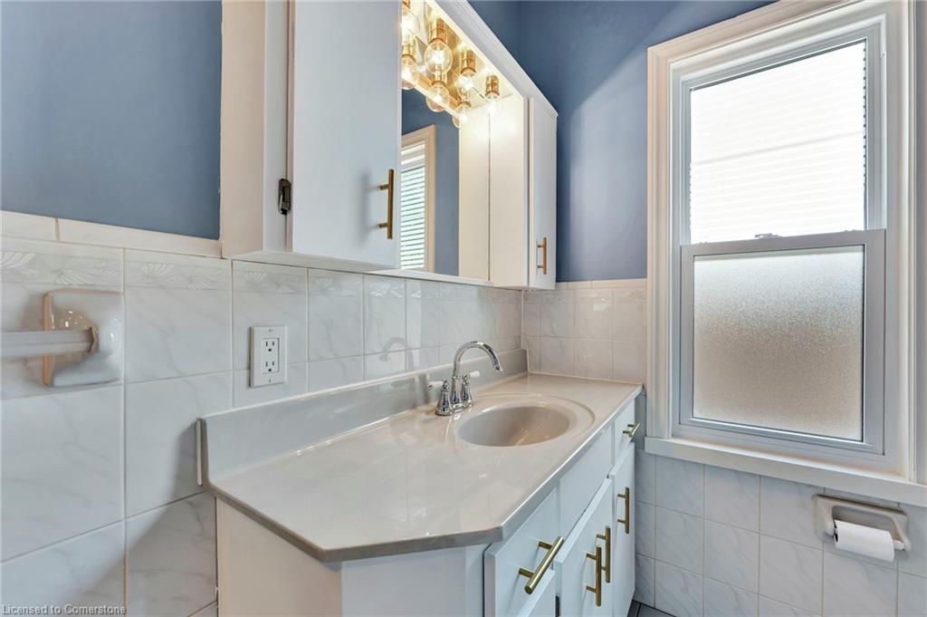167 William Street Property Photo 31