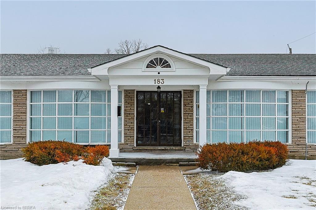 183 Erie Avenue Property Photo 2