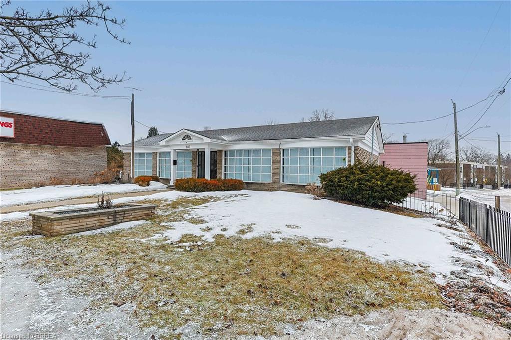 183 Erie Avenue Property Photo 3