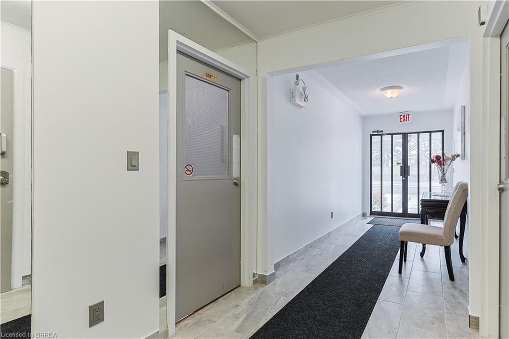 183 Erie Avenue Property Photo 16
