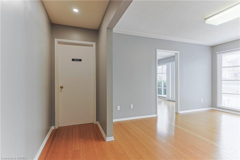 183 Erie Avenue Property Photo 18