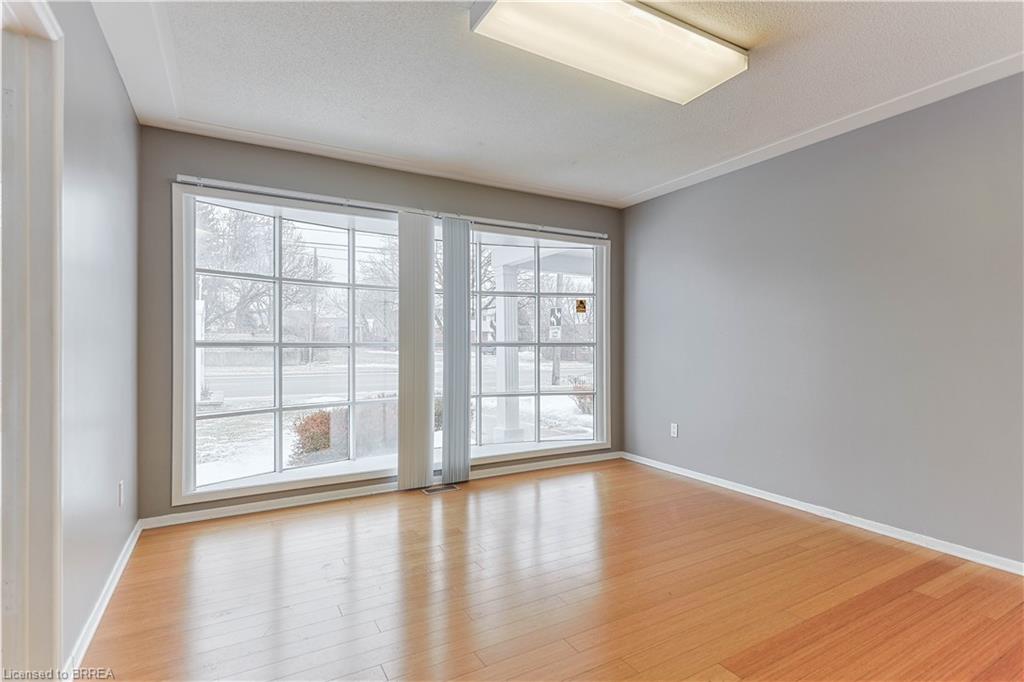 183 Erie Avenue Property Photo 19