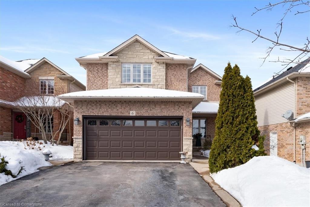 6 Tamarack Court Property Photo 4