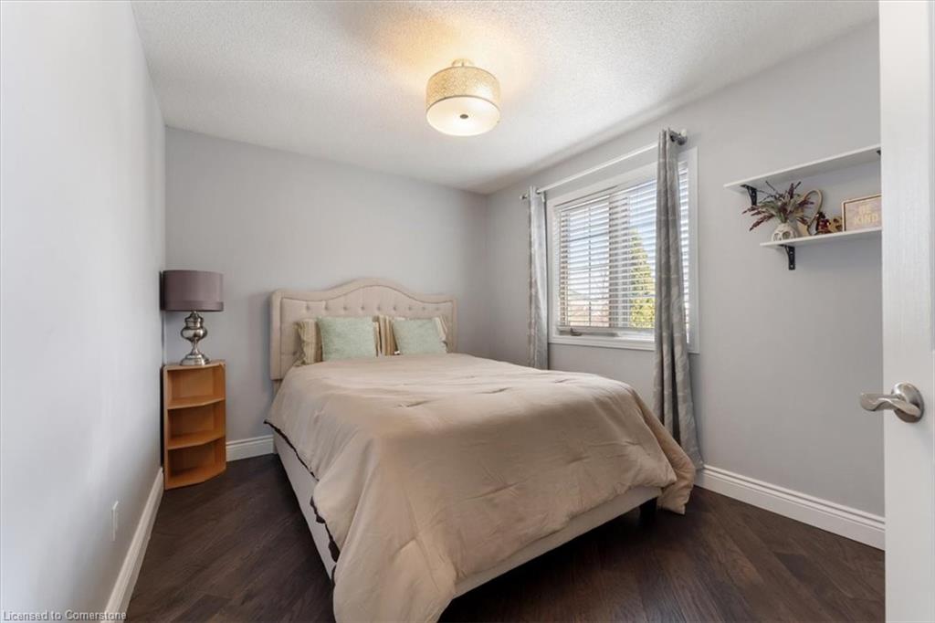 6 Tamarack Court Property Photo 34
