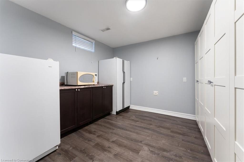 6 Tamarack Court Property Photo 39