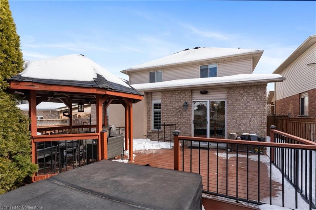6 Tamarack Court Property Photo 43