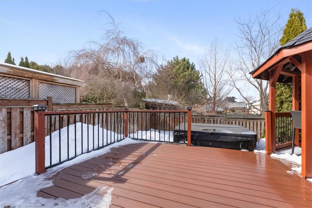 6 Tamarack Court Property Photo 46