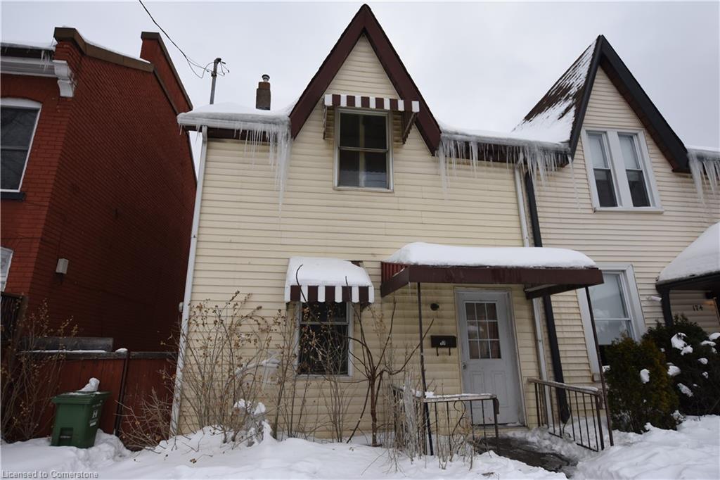 176 Emerald Street N Property Photo