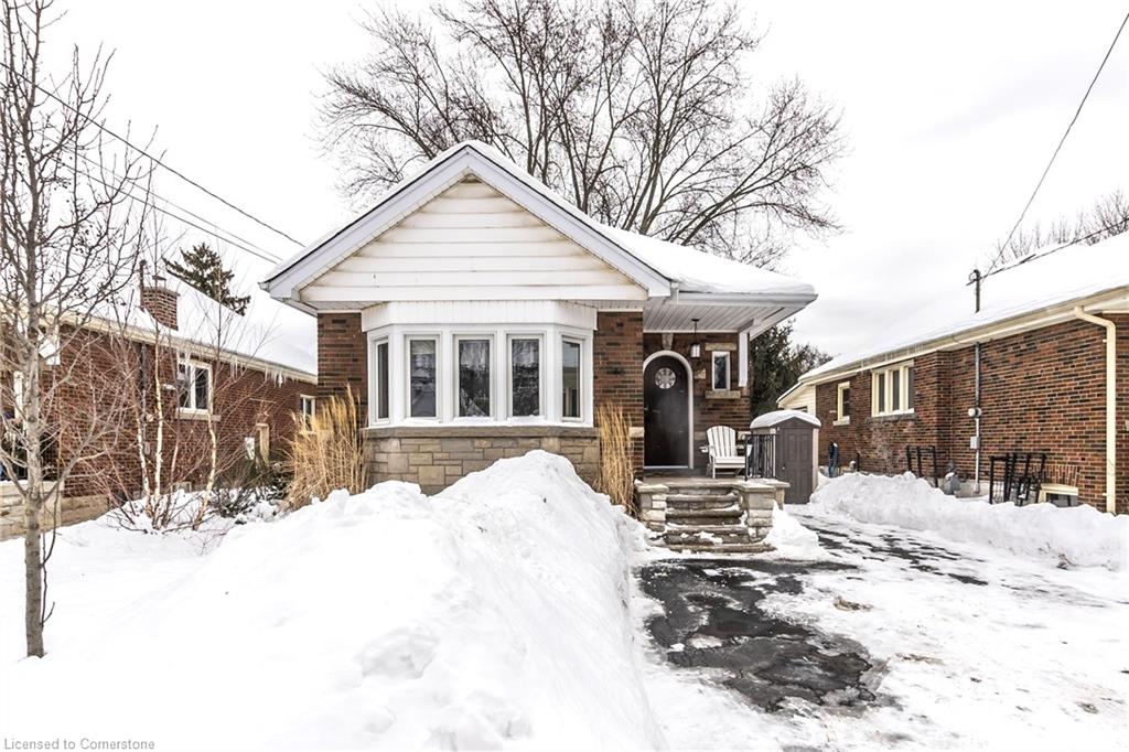 112 Westdale North Real Estate Listings Main Image