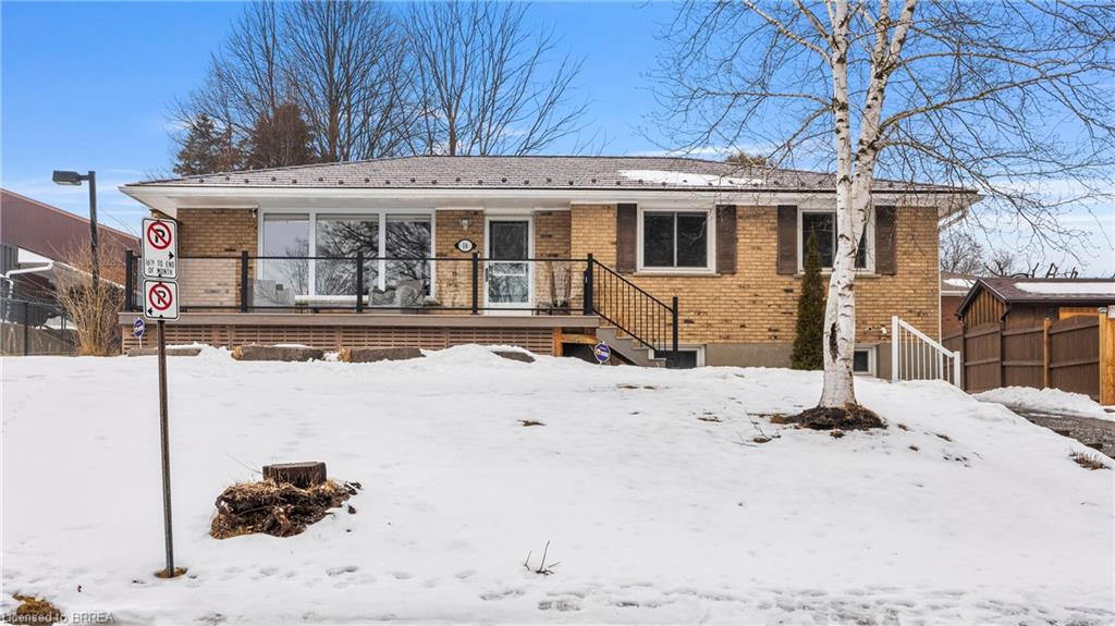 16 Scott Avenue Property Photo 1