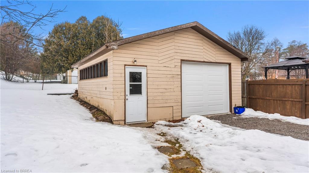 16 Scott Avenue Property Photo 33