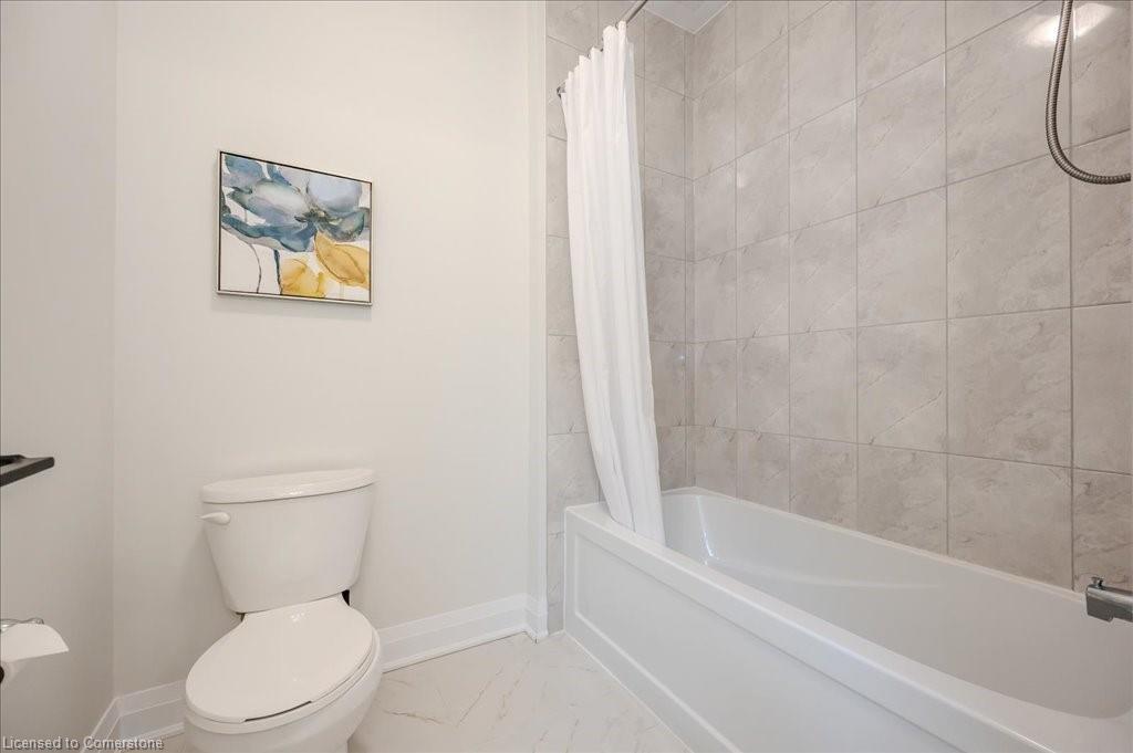 564 Nathalie Crescent Property Photo 34