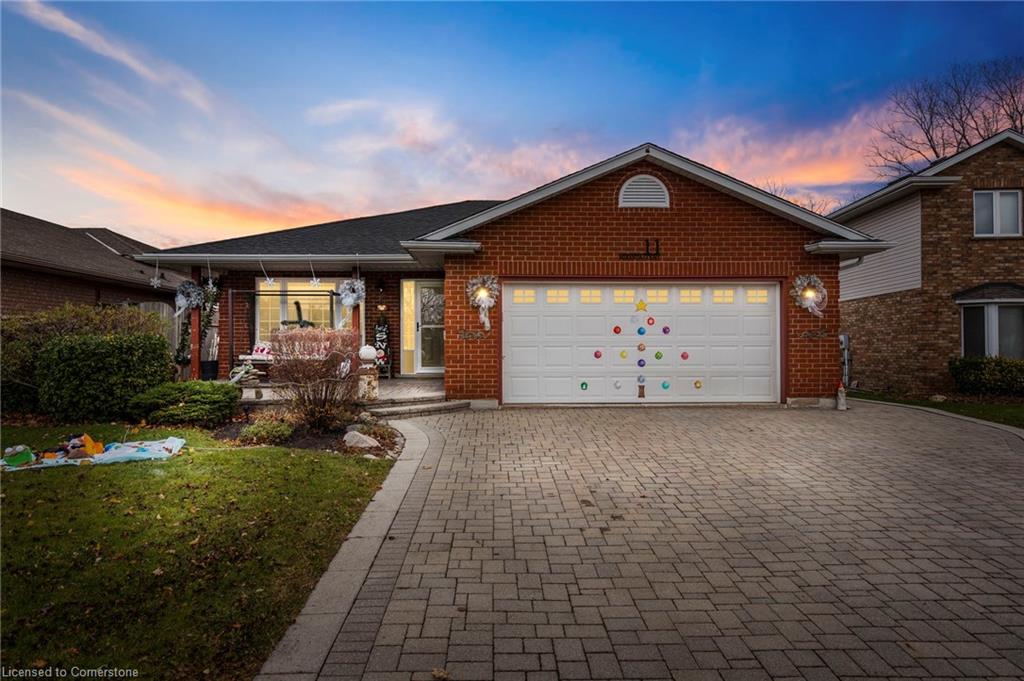Welland Centennial Secondary Sch Real Estate Listings Main Image