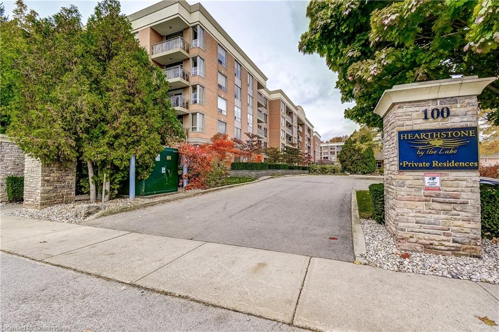 2405-100 Burloak Drive Property Photo