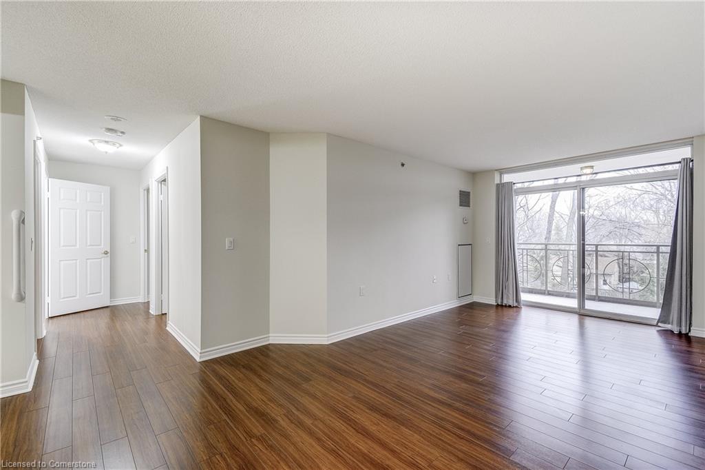 2405-100 Burloak Drive Property Photo 13