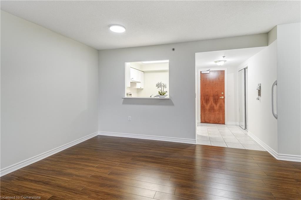 2405-100 Burloak Drive Property Photo 16