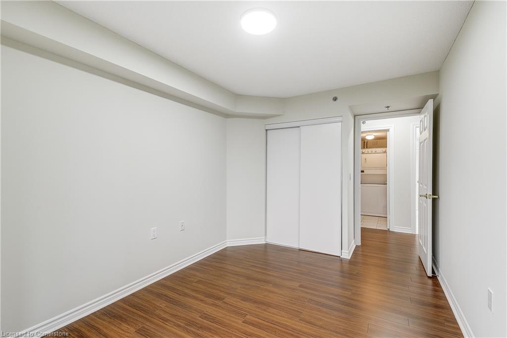2405-100 Burloak Drive Property Photo 18