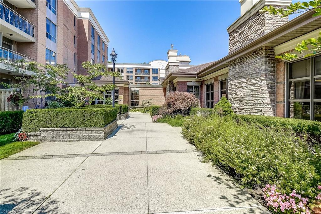 2405-100 Burloak Drive Property Photo 49