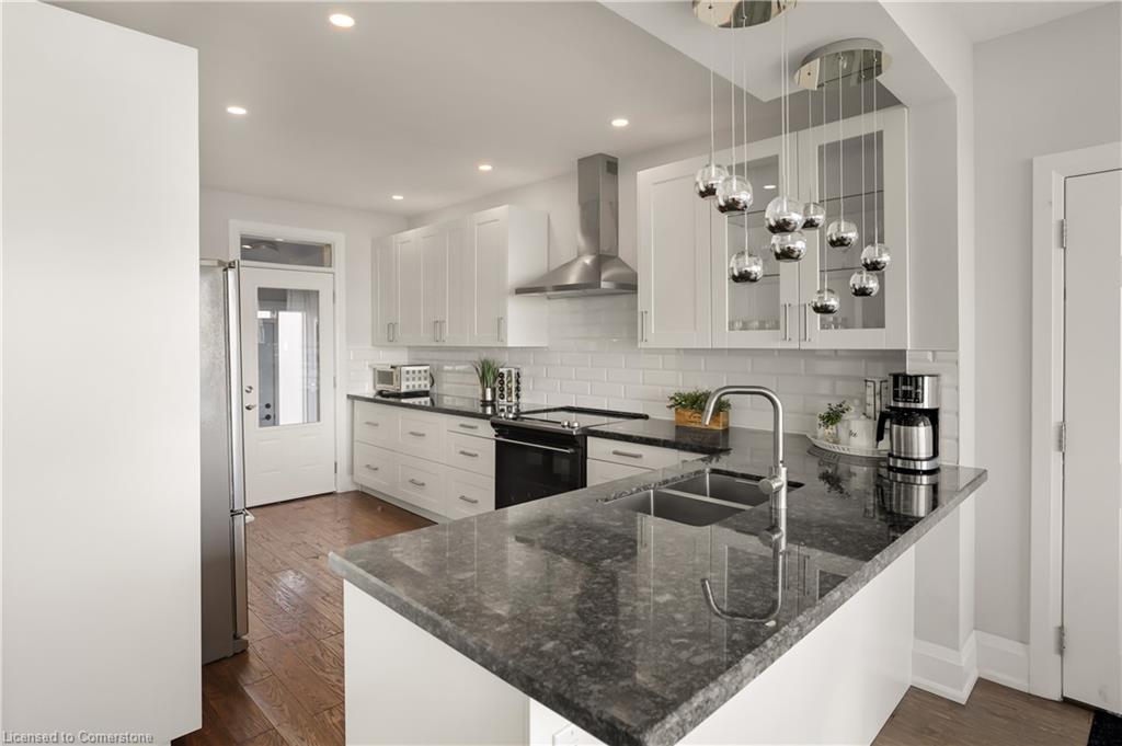2952 North Shore Drive Property Photo 13