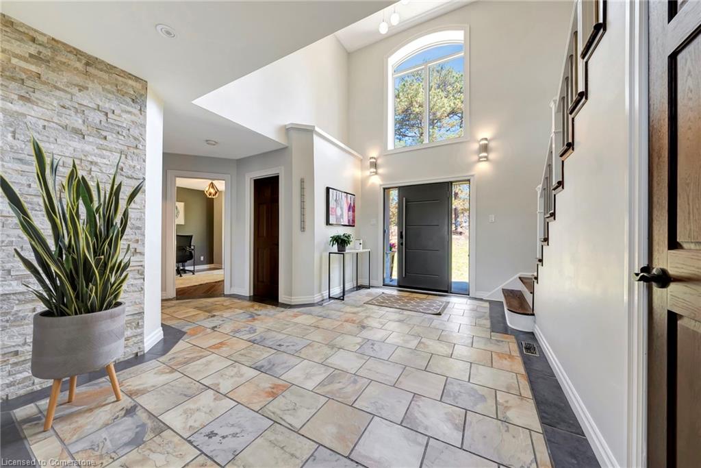 46 Grand Hill Drive Property Photo 10