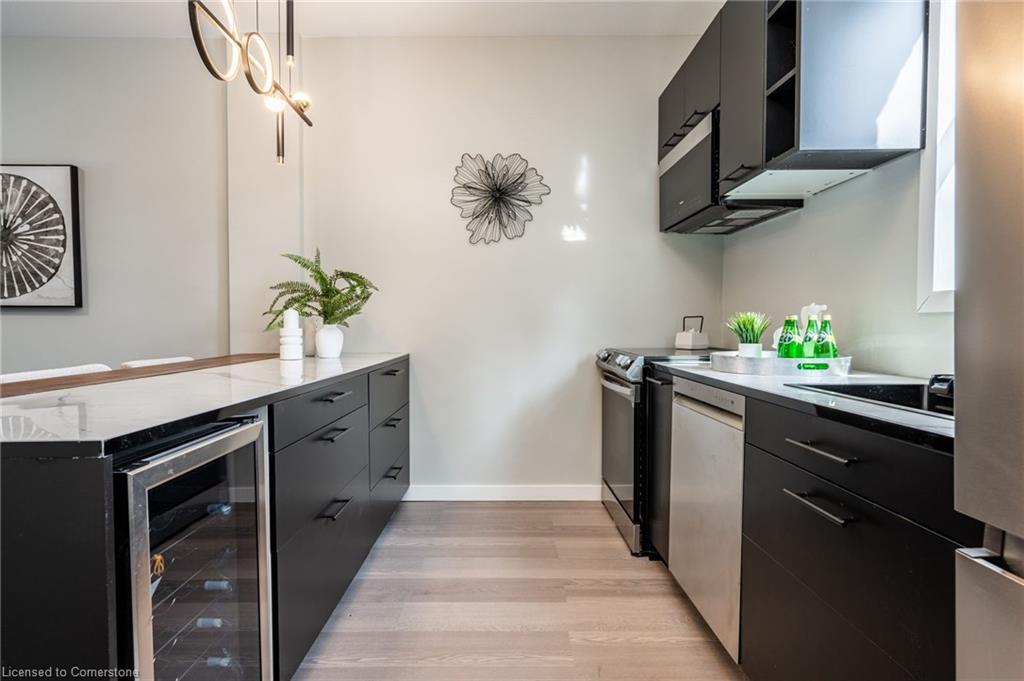 35 Lorne Avenue Property Photo 16