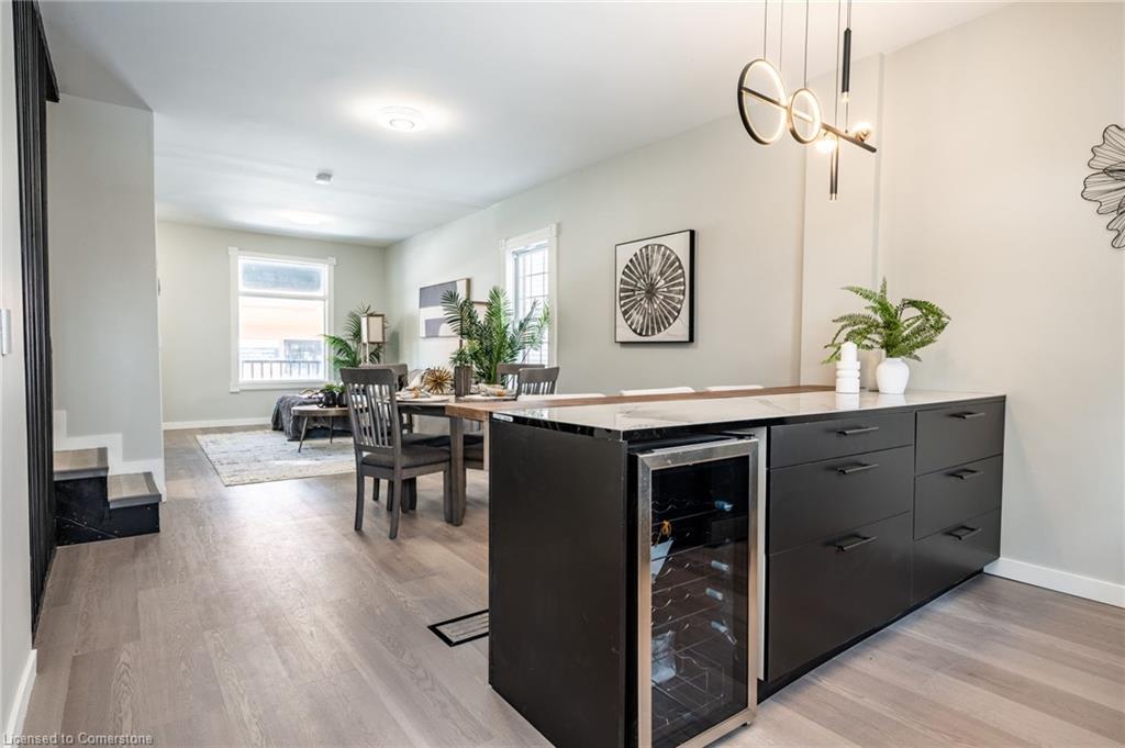35 Lorne Avenue Property Photo 17