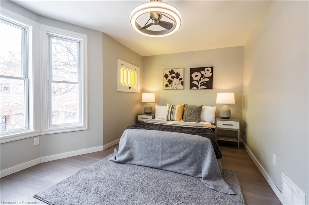 35 Lorne Avenue Property Photo 23