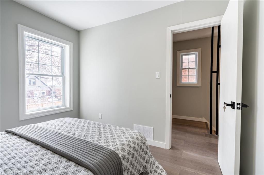 35 Lorne Avenue Property Photo 31