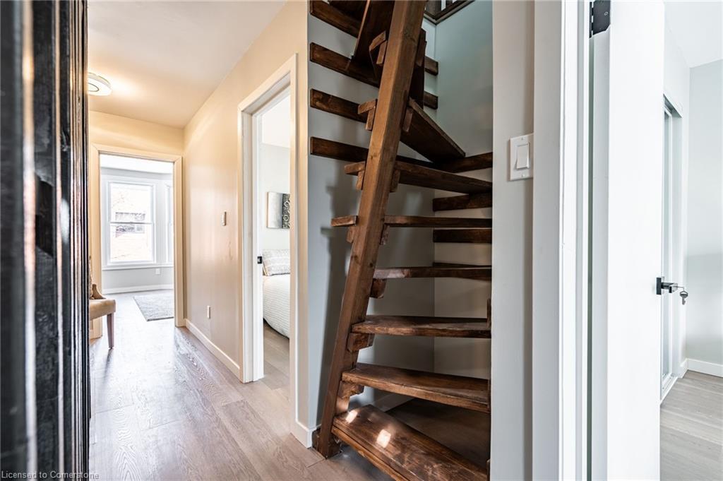 35 Lorne Avenue Property Photo 34