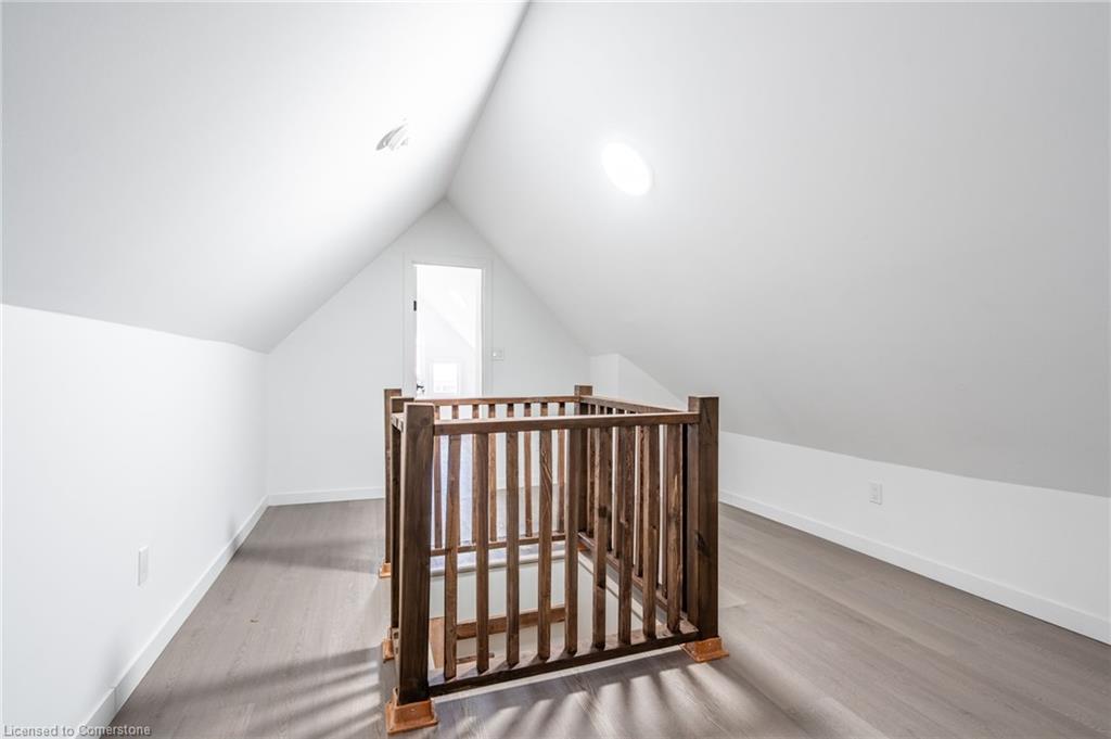 35 Lorne Avenue Property Photo 36