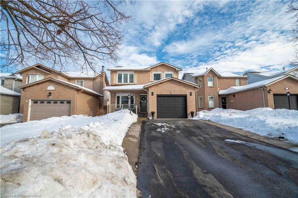 9 Beachgrove Crescent Property Photo