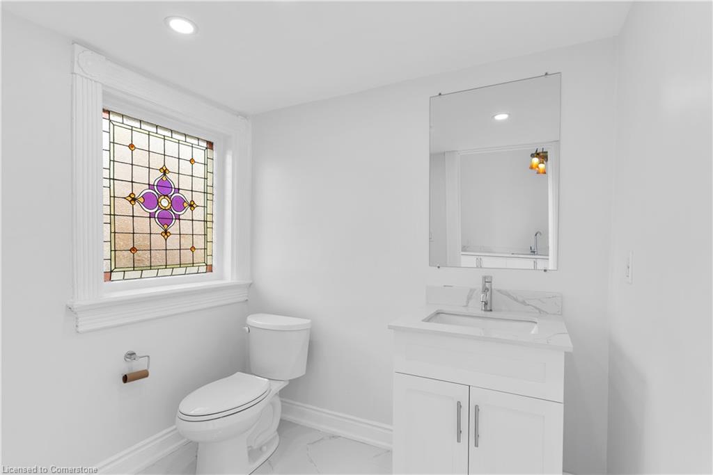 3-18 Weber Street W Property Photo 3