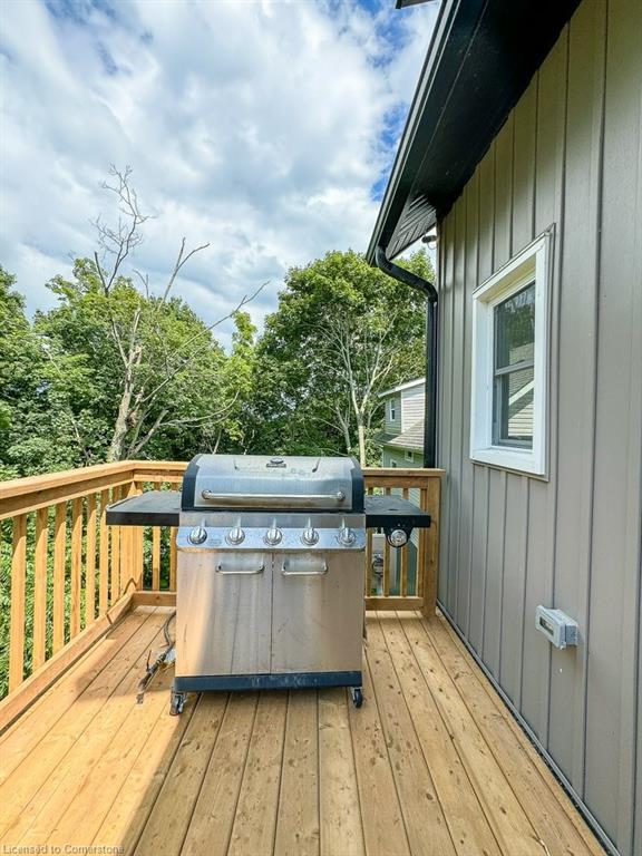 354 Erie Street Property Photo 26