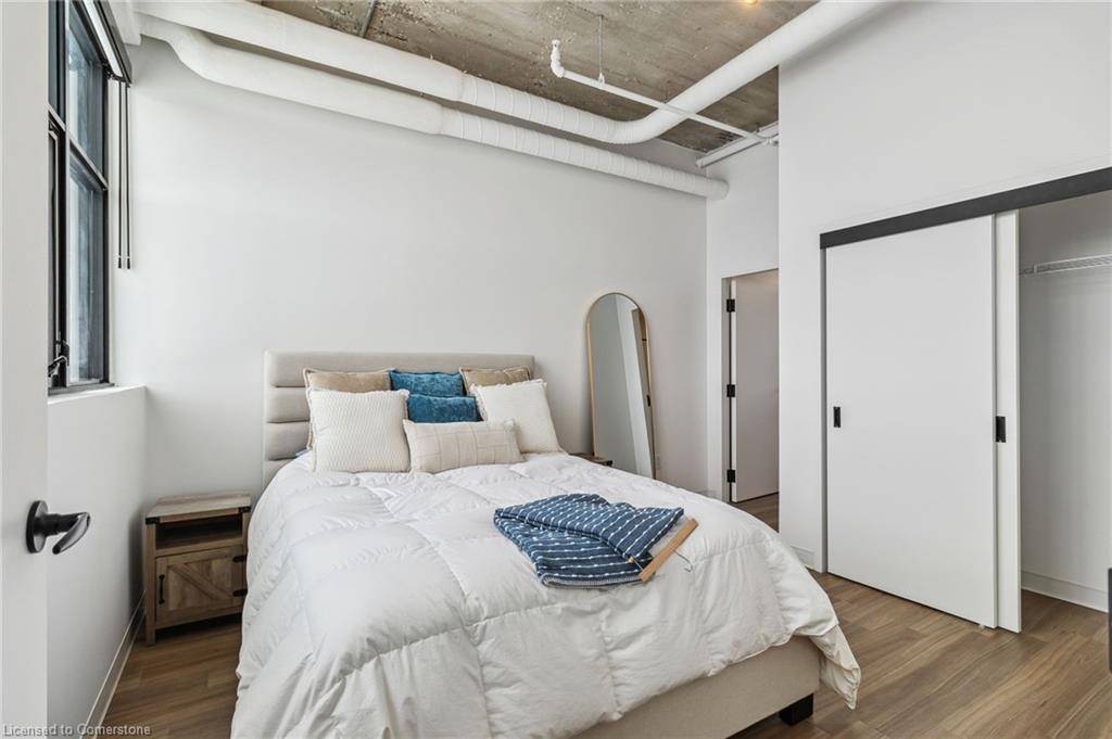 419-120 Huron Street Property Photo 19