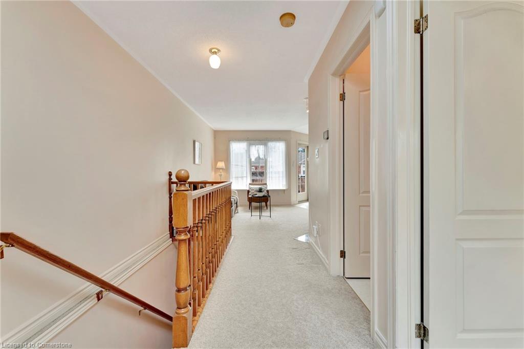 5-175 Fiddlers Green Road Property Photo 6