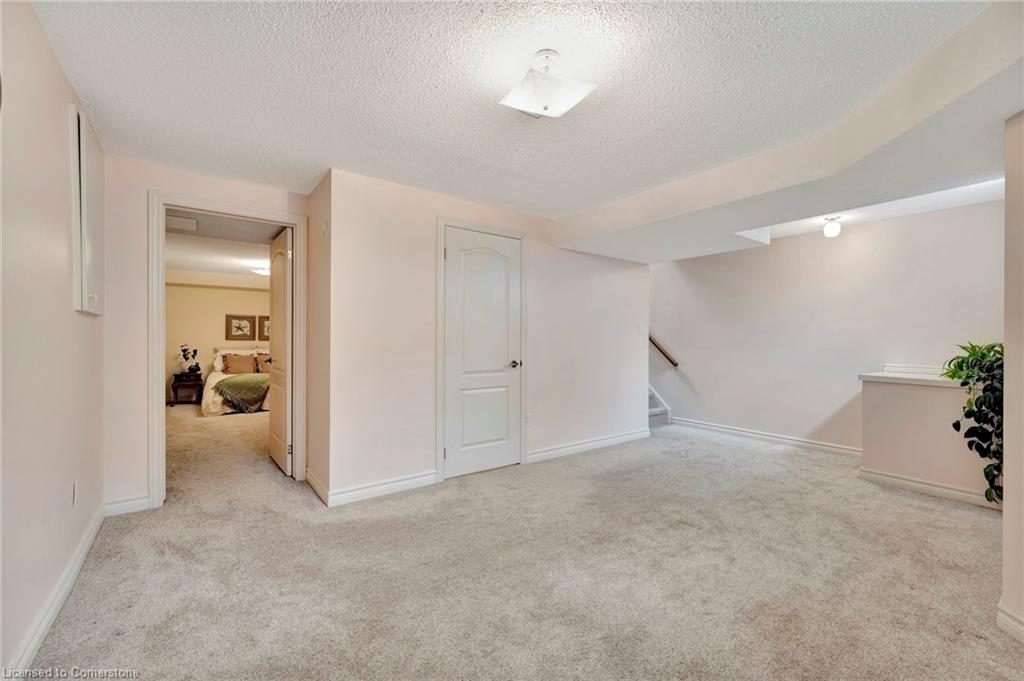 5-175 Fiddlers Green Road Property Photo 19