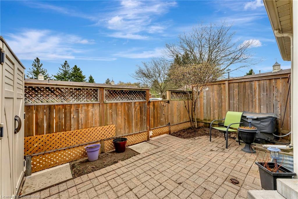 5-175 Fiddlers Green Road Property Photo 23