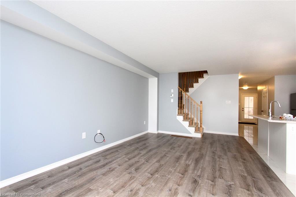 43 Longboat Run W Property Photo 15