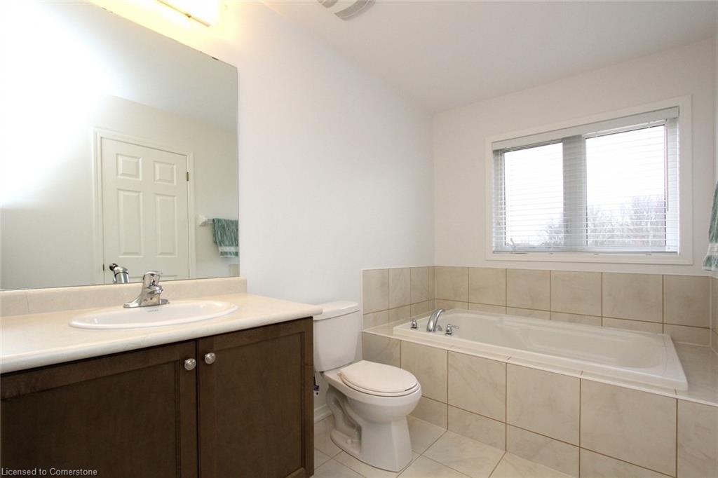43 Longboat Run W Property Photo 22