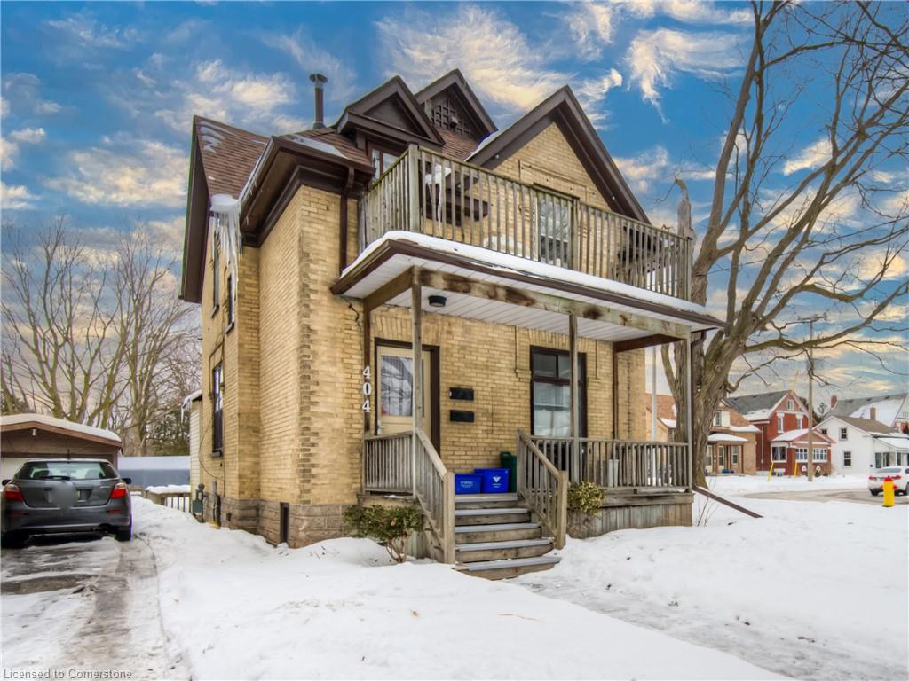 404 Duke Street W Property Photo 1