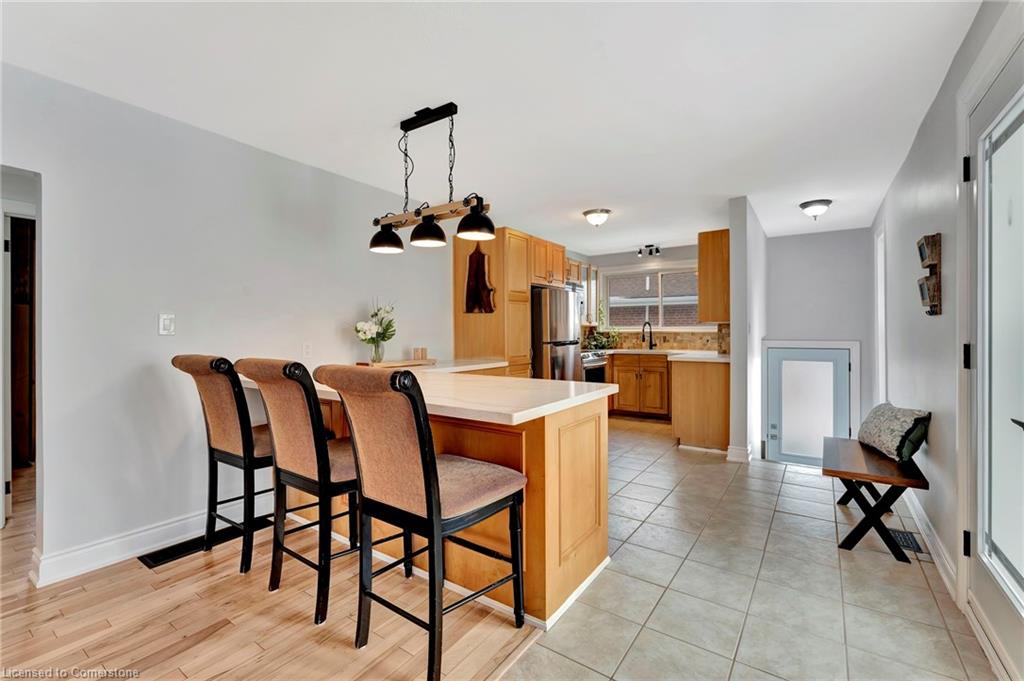 635 Inverness Avenue Property Photo