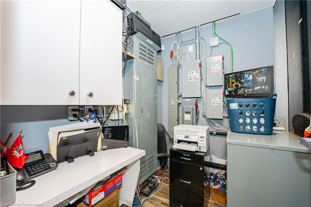 101-515 Lakeshore Road E Property Photo 42