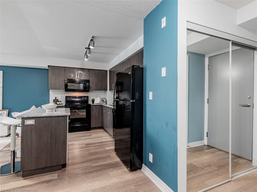 301-80 Esther Lorrie Drive Property Photo 3