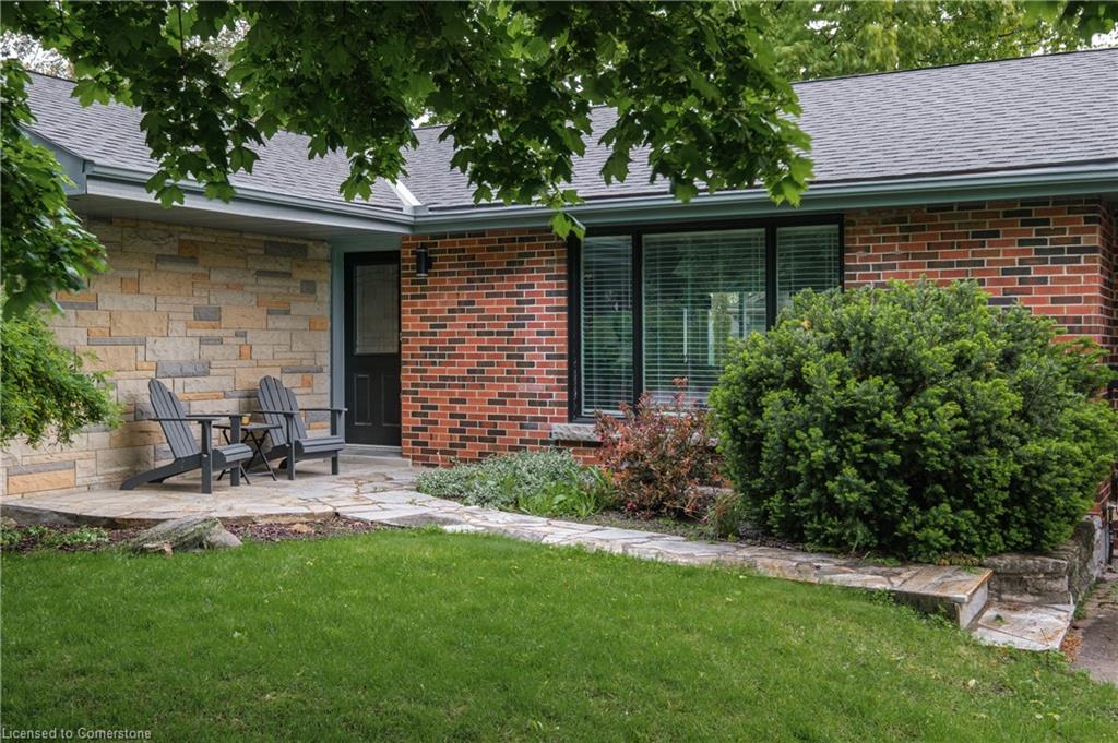 16 Trevor Drive Property Photo 2