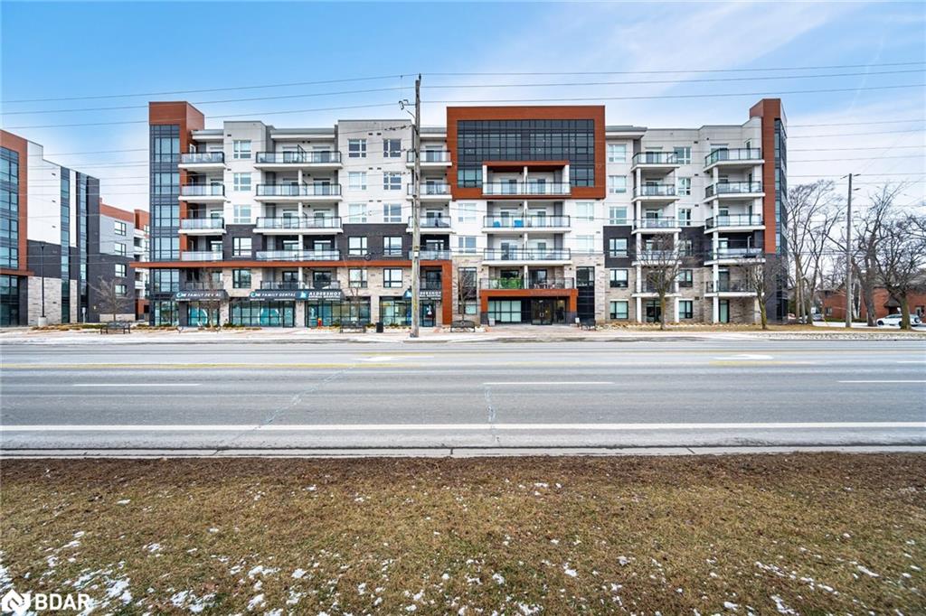 213-320 Plains Road E Property Photo