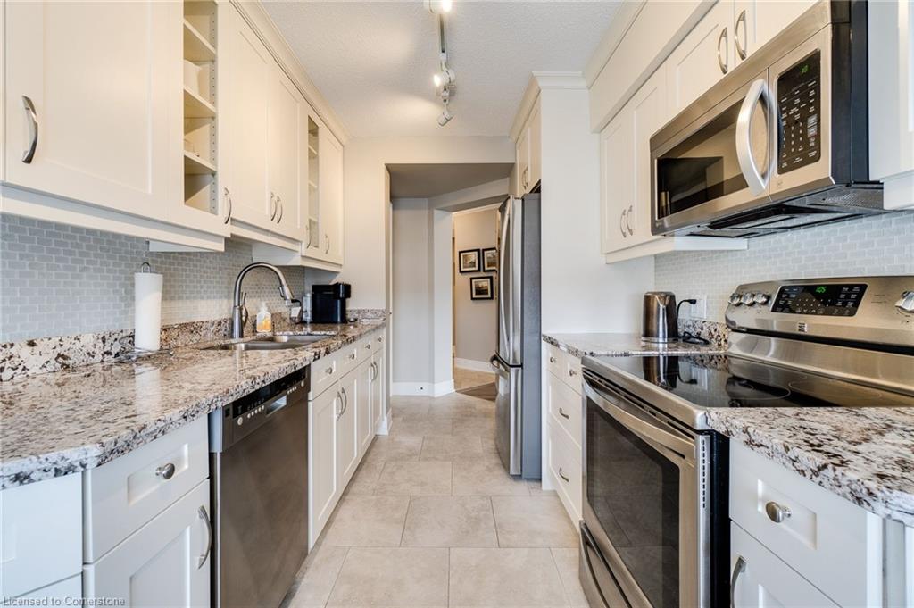 801-5280 Lakeshore Road Property Photo 11